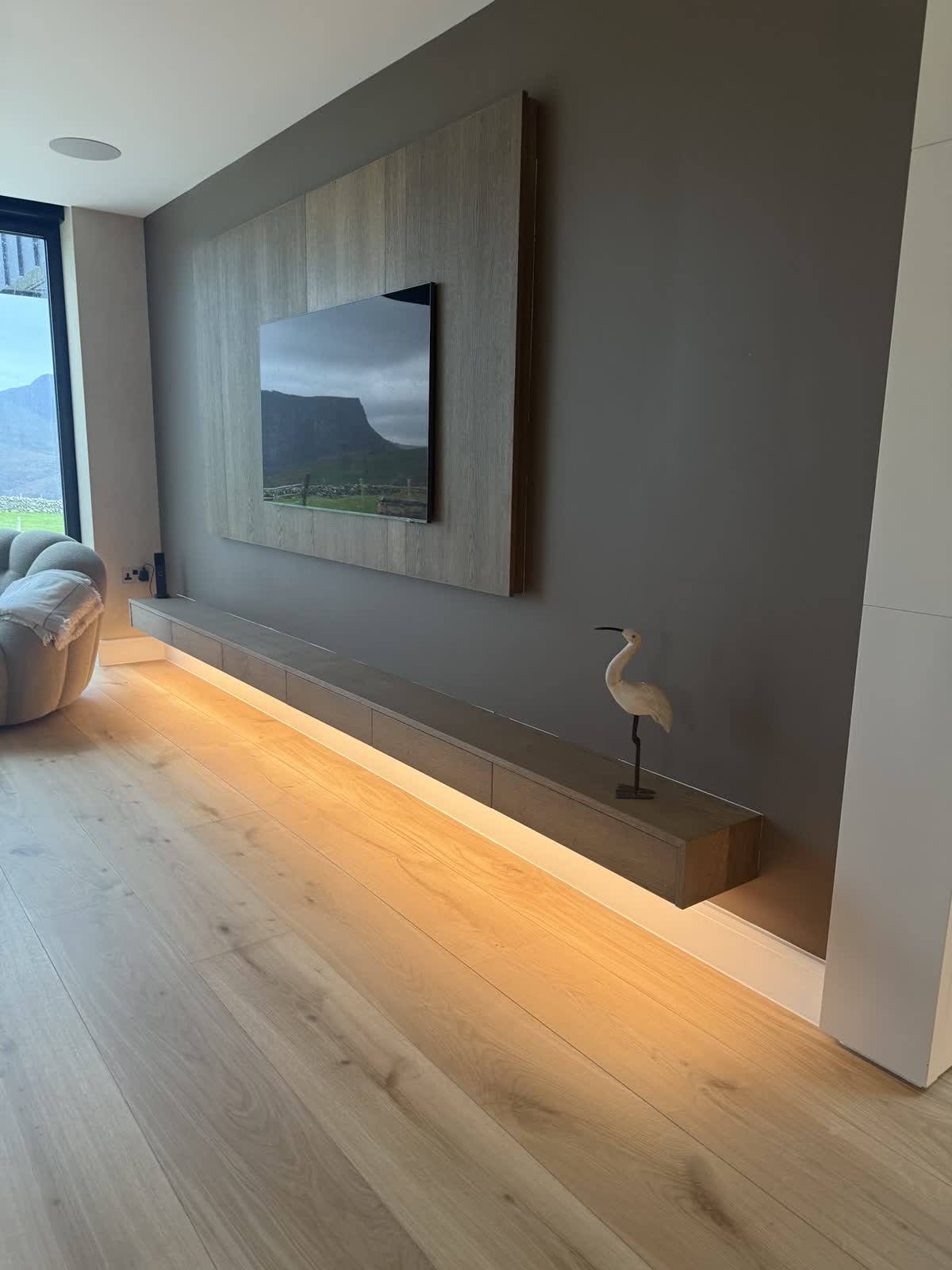 Floating shelf LED lighting