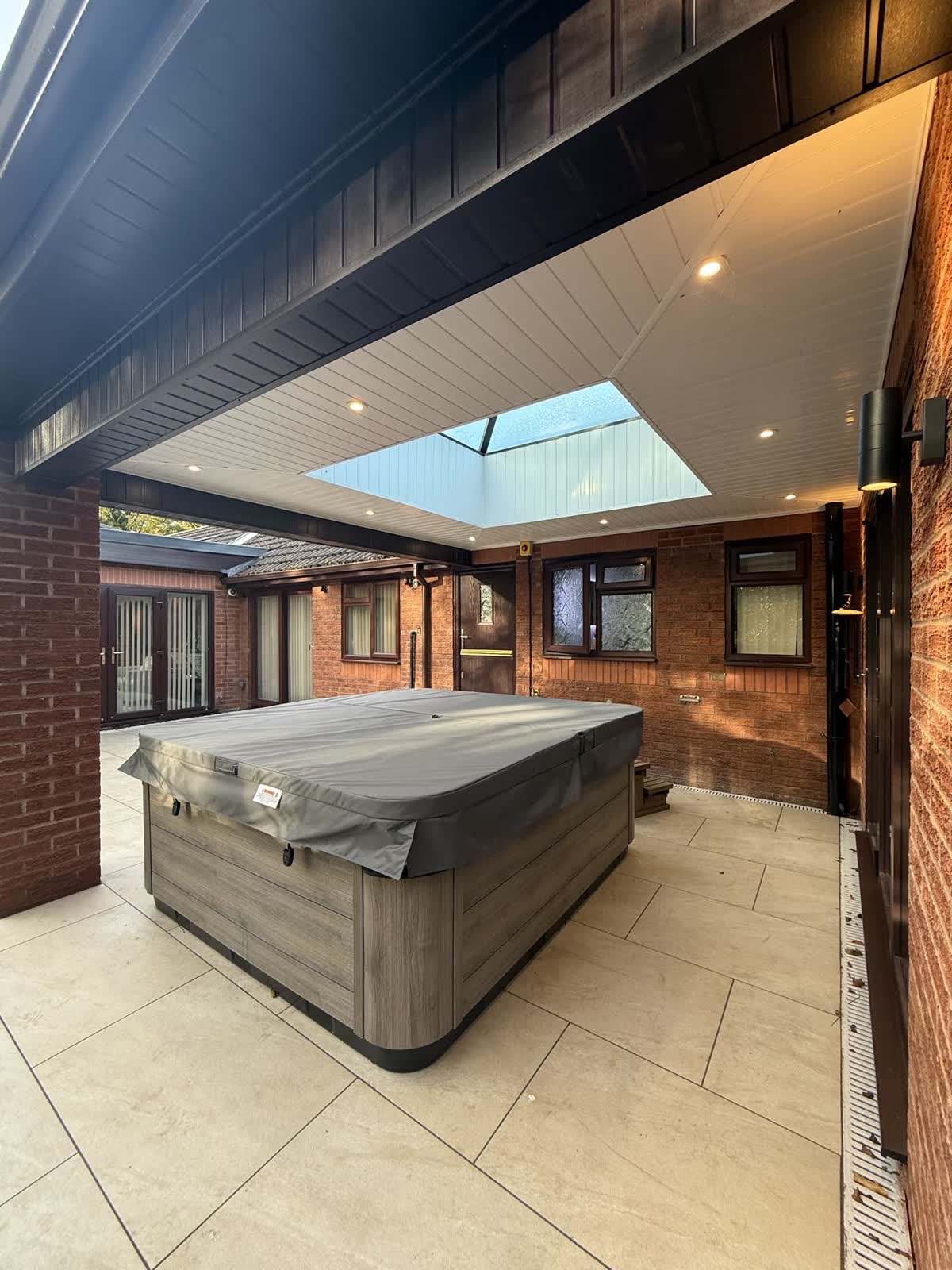 Hot tub supply